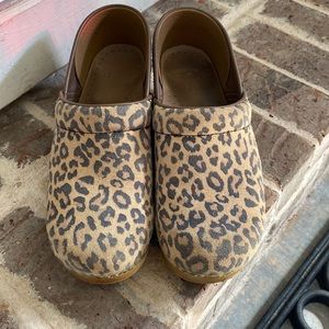 Professional Leopard Suede Dansko Clog